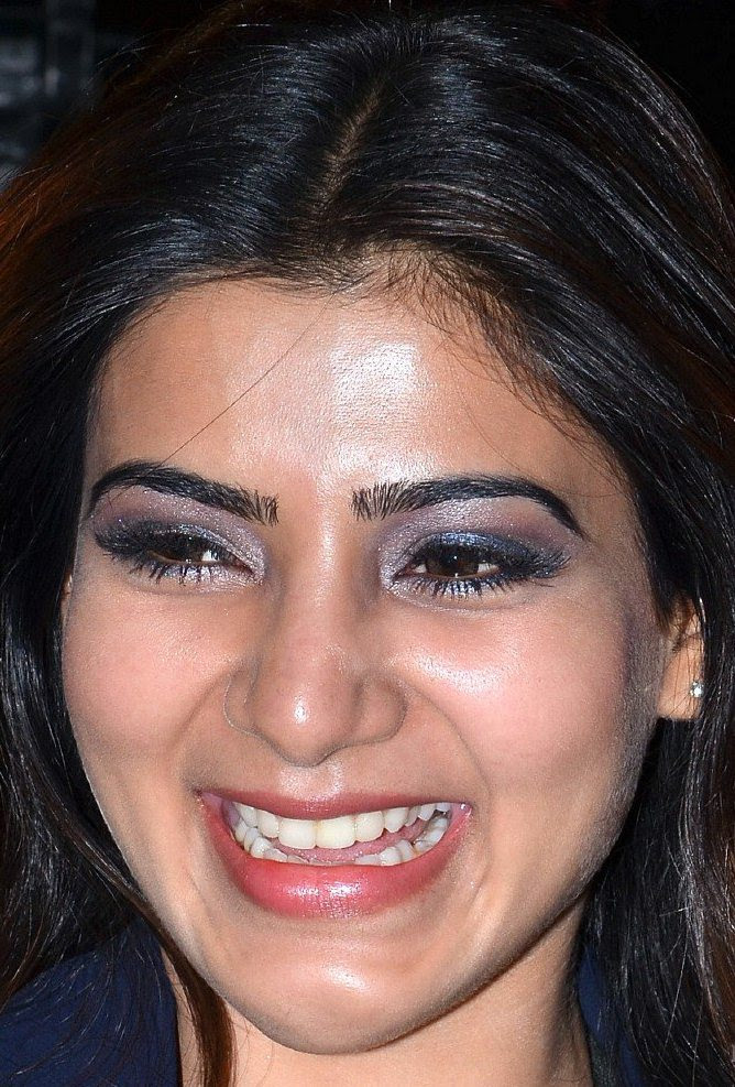 Indian Actress Samantha Smiling Face Close Up Images