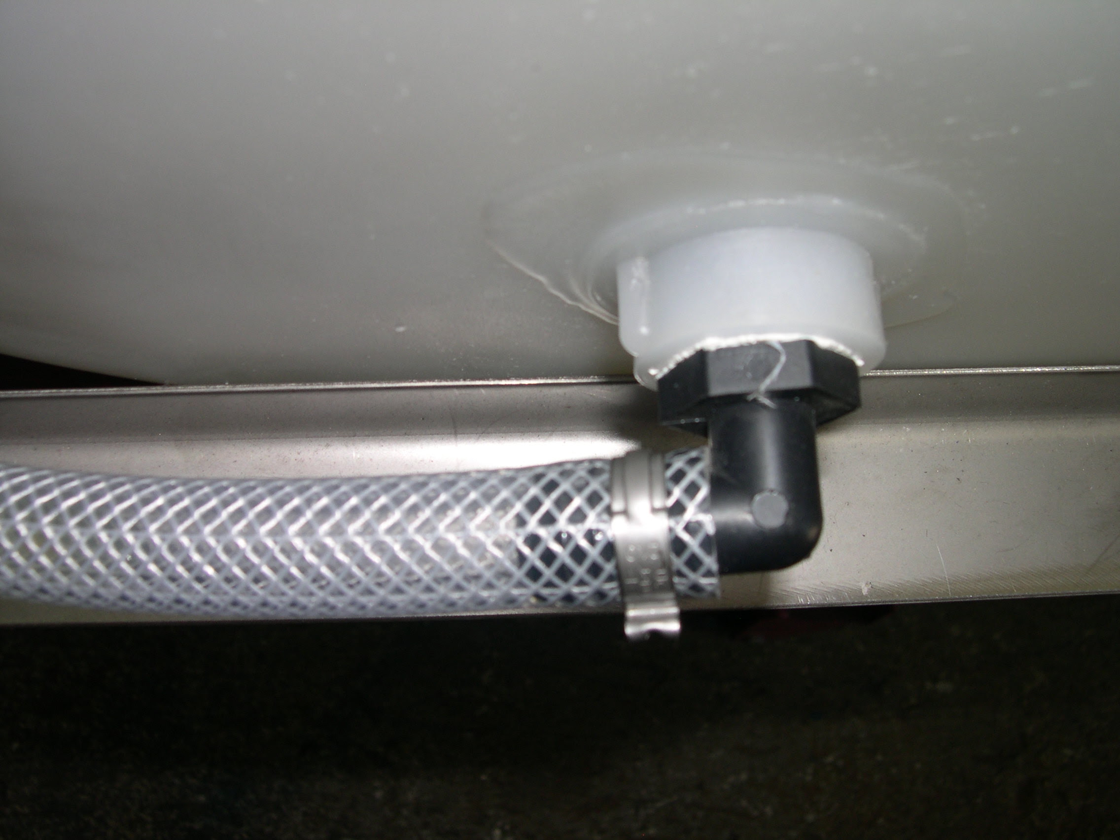 pest control sprayer problem.jpg