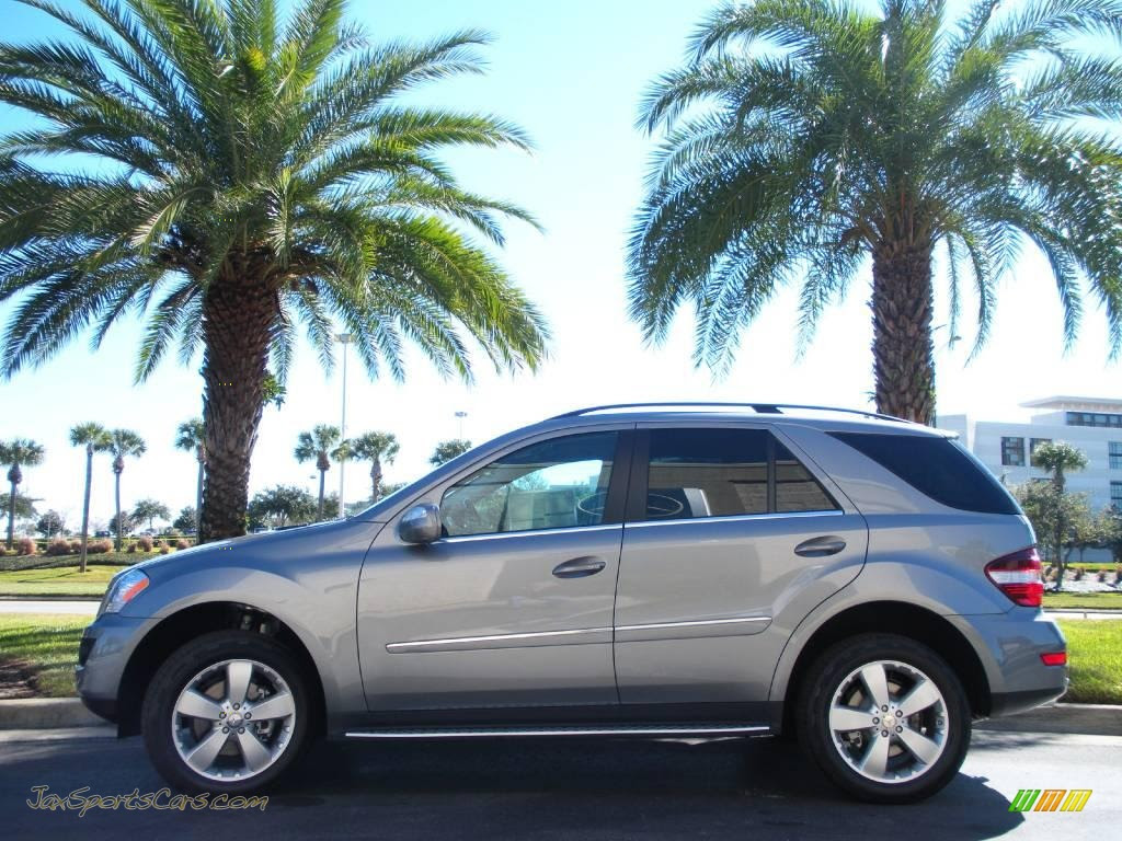 2010 Mercedes-Benz ML 350 in Palladium Silver Metallic - 565156