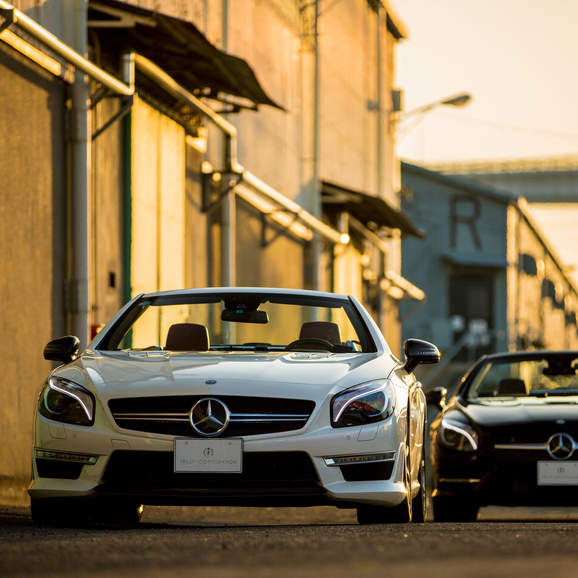 メルセデスベンツ中古車 コンプリートカー制作 ドレスアップ専門店 トラスティコーポレーション 大阪府松原市丹南