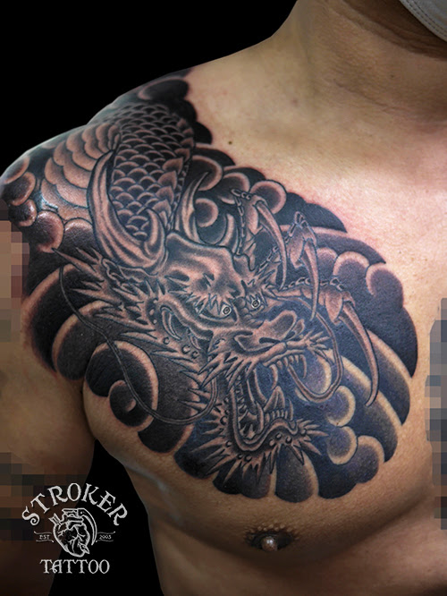 和彫り 龍 金剛夜叉明王進行中 Stroker Tattoo