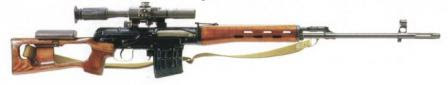 Súng trường bắn tỉa Dragunov (SVD), nhìn bên phải.