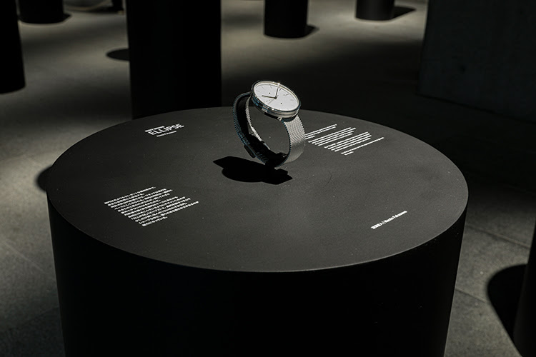 21 21 Design Sight Documents デザイン