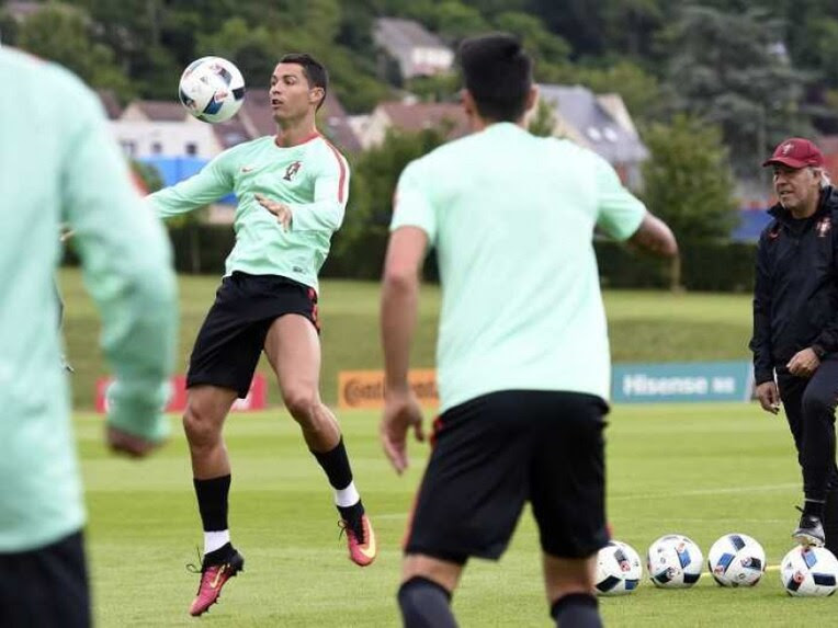 Cristiano Ronaldo 1806