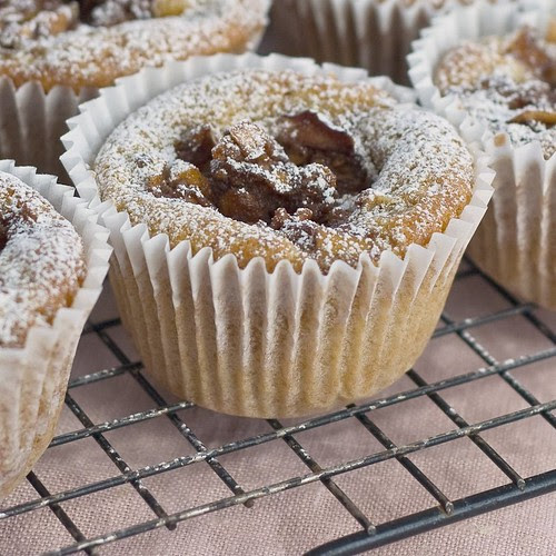apple cinnamon cupcake 2
