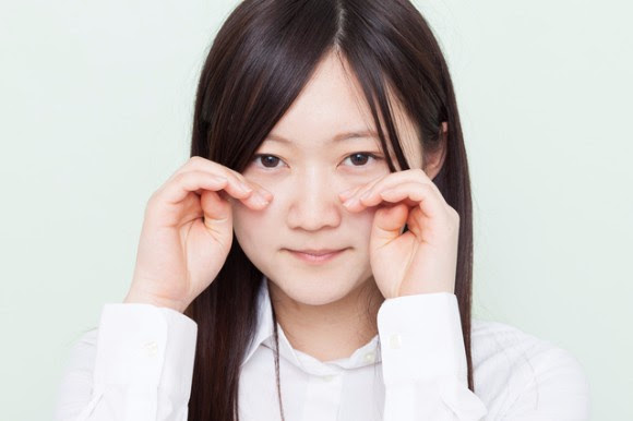 思いっきり泣いて思いっきり腫れた目をどうにかしたい Measis コンタクトレンズのメアシス