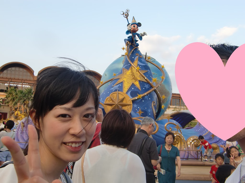 マタニティディズニーでも乗れるアトラクションやパーク内での楽しみ方