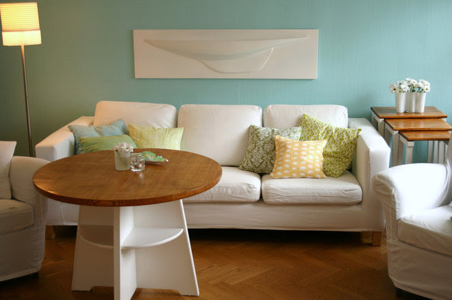 Aquamarine Relaxes Rooms