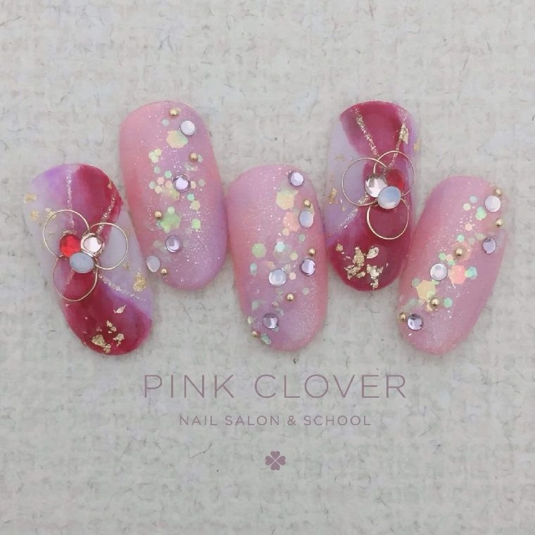 キュートな和テイストネイル Pink Clover ピンククローバー