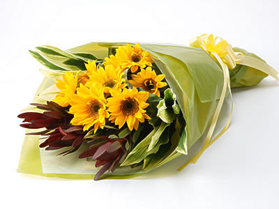 7月ヒマワリの花束 誕生花の通販 宅配 誕生日に誕生月の花束を 花のギフトはwfs