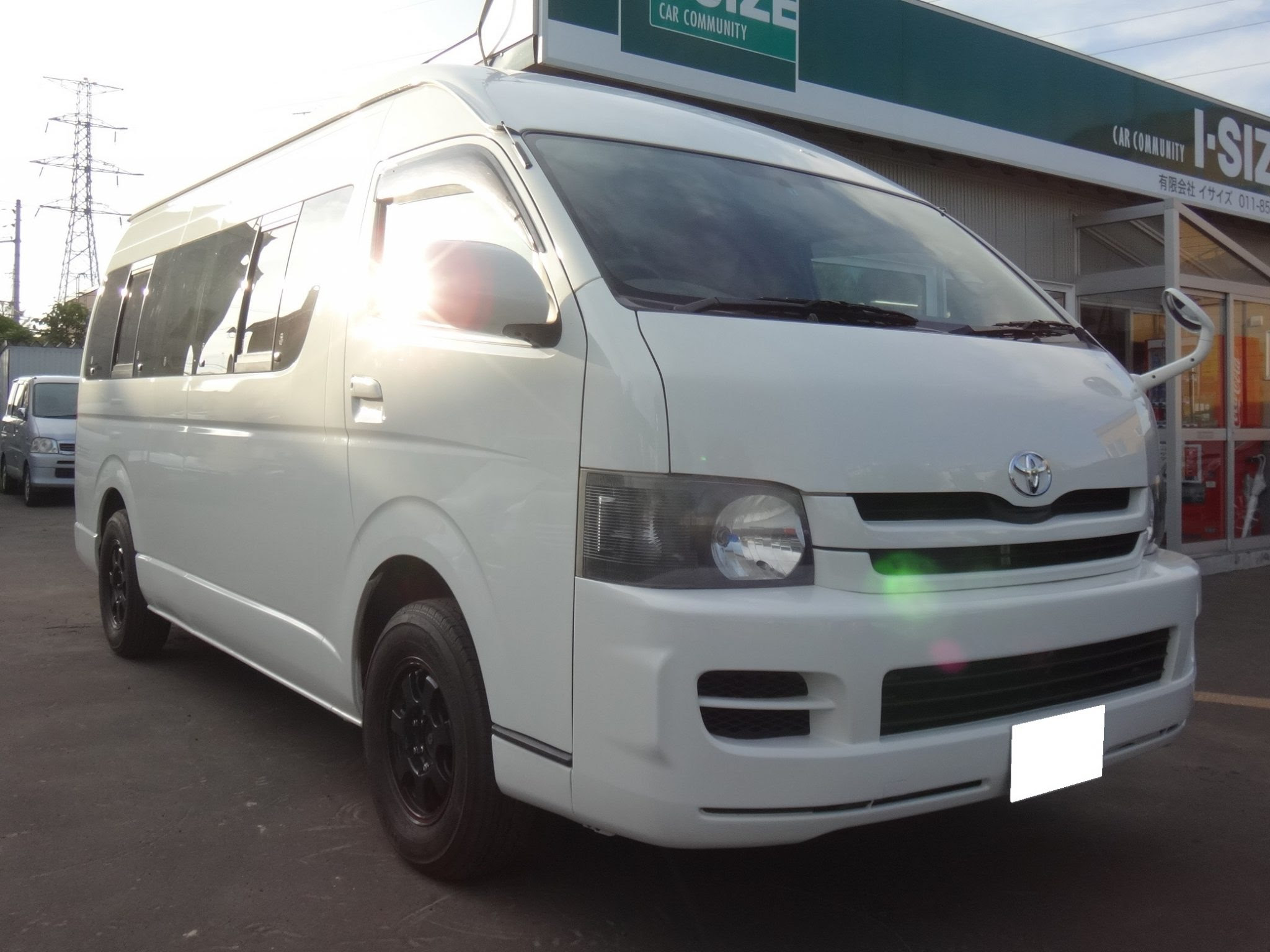 トヨタ ｈｉａｃｅ ハイエース コミューター ｋｄｈ２２７ｂ カスタム 中古車 スポーツカーのイサイズ