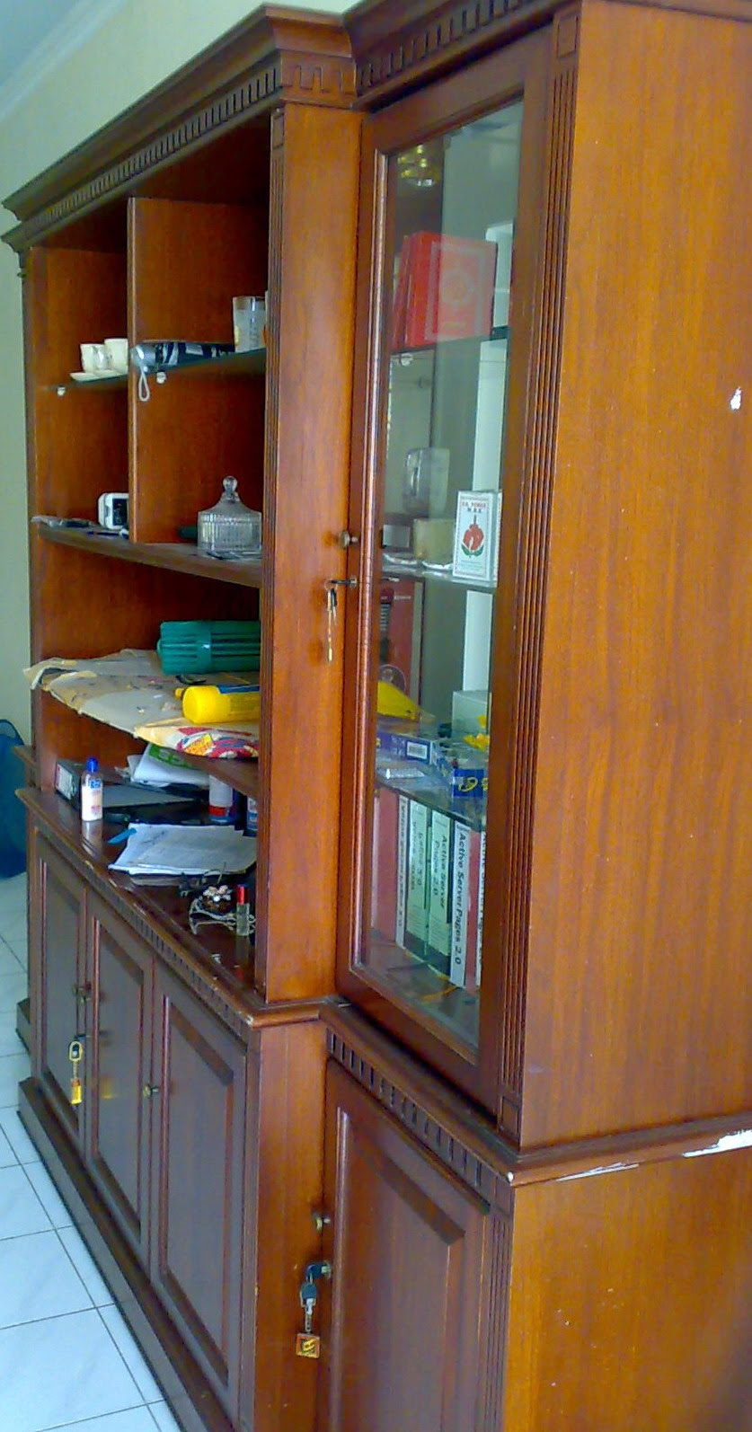 Dijual Murah Lemari Jati Hias Bahan Kayu Jati Tua Dijual Murah Lemari Jati Hias Bahan Kayu Jati Tua