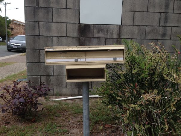 وجوه من حولنا