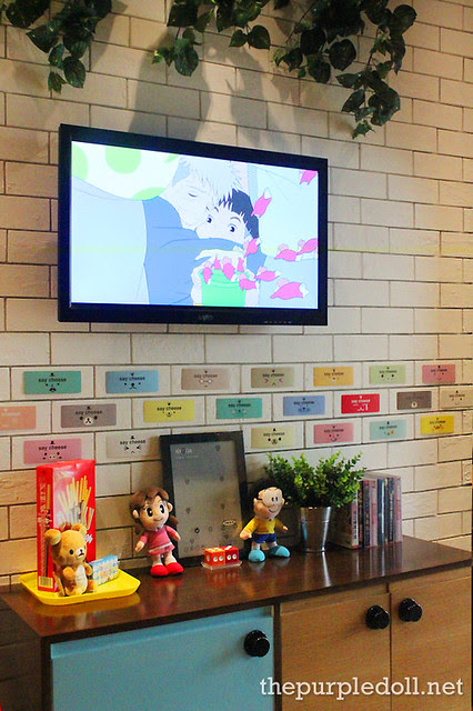 TV and Cute Things at Umami Hambaagu House