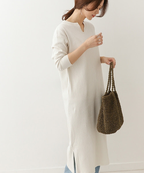 低身長さんのためのロングワンピースの着こなし術 お呼ばれスタイル情報サイト Oyobare Jp