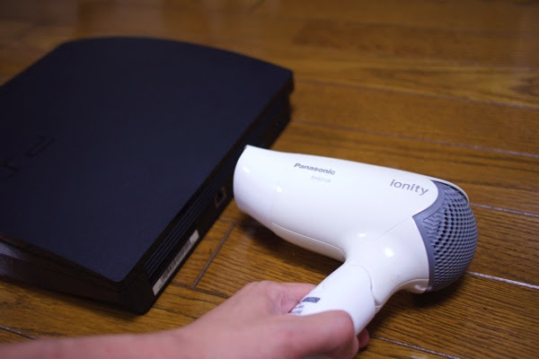起動しなくなったps3にドライヤーを当てたら復活した Maharada Net