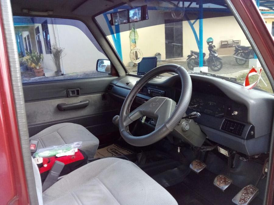 Kijang grand extra SGX tahun 1996 1800 cc joos mantab 