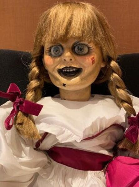 あそこにイケメン発見 可愛くしなきゃ 人形へのボケ ボケて Bokete