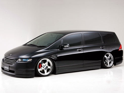 オデッセイrb1 2系で車中泊に挑戦 オデッセイrb1 2系のカスタム内装ドレスアップ 車内泊専用サンシェードの匠が紹介するブログ