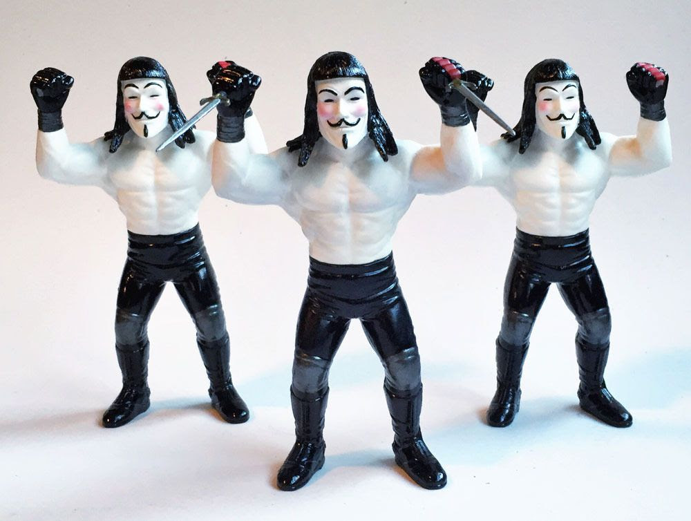 "Remember, Remember, the 5th of November"... new "V" resin bootleg from Credenda Studios!!!