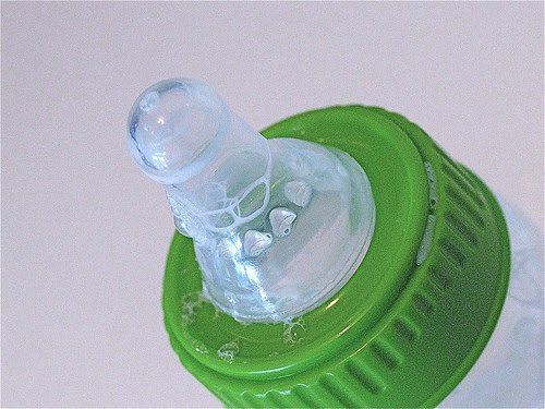 How Much Does Baby Formula Cost? | HowMuchIsIt.org