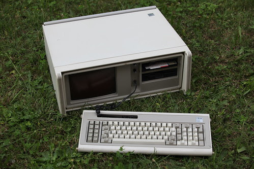 IBM Portable Personal Computer :: Retrocomputing on the green by br1dotcom