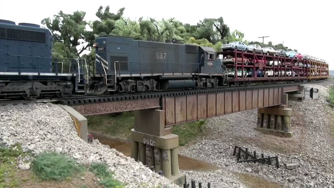  locomotives and cars | Model Railroad Hobbyist | MRH - YouTube