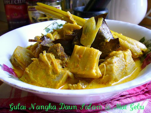 Gulai Nangka Daun Salam