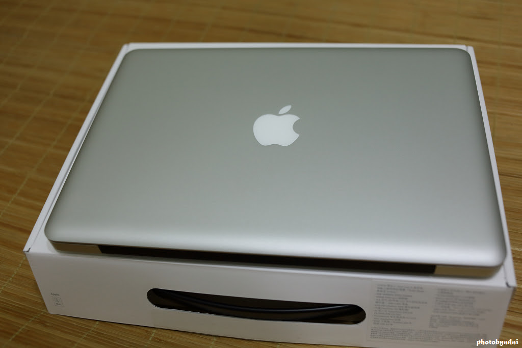 2012.8.25 Macbook Pro Unboxing 