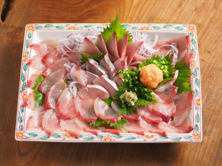 ヒラマサのさばき方と刺身の切り方 動画 簡単もみじおろしの作り方 魚料理と簡単レシピ