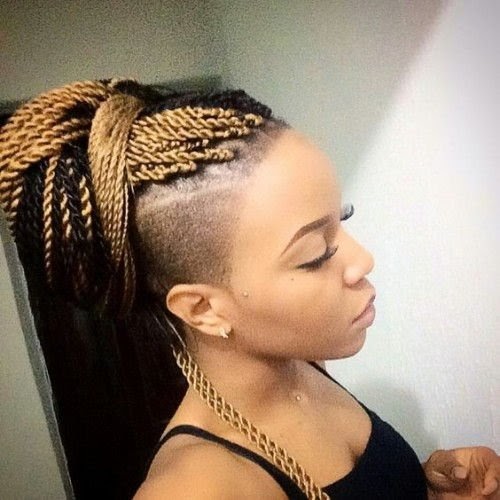 Hairstyles With Box Braids Pinterest / Knotless Box Braids Hairstyles You Can't Miss - The UnderCut - This elegant braiding hairstyle is characterized by copious braids and a projecting parting design.