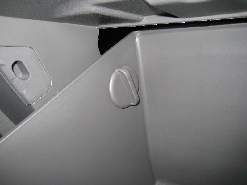 HyundaiSonataHVACCabinAirFilterReplacementGuide005