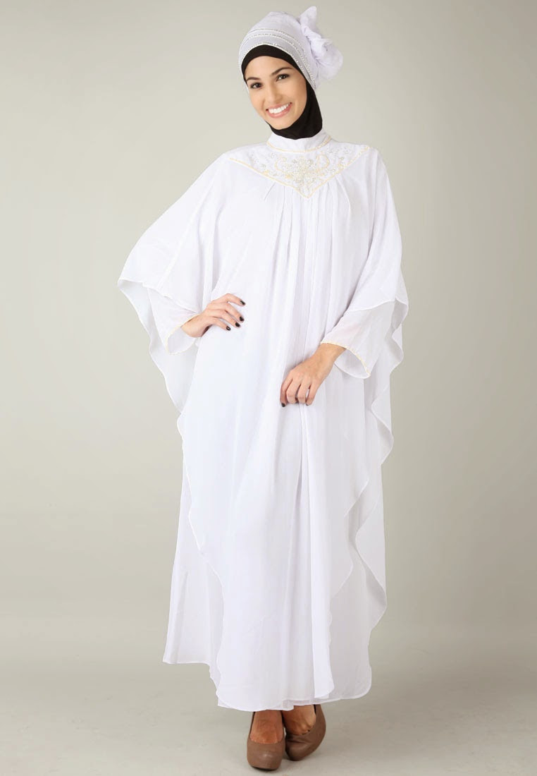 Tampil Cantik Dengan Baju Muslim Warna Putih Fika Shop