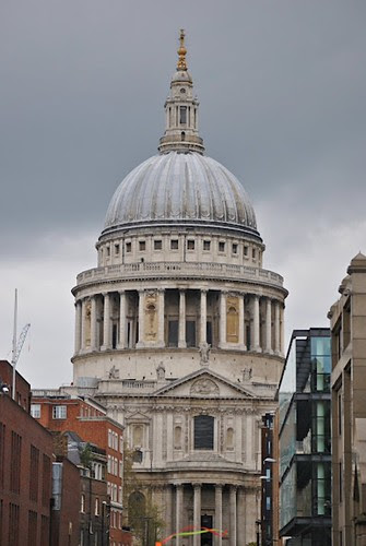 Dome of St. Pauls.  Some rights reserved by Loco Steve on Flickr.  Used through Creative Commons.