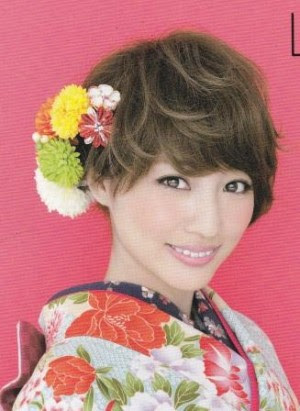 Gojasu Utsukushidesu 袴 髪型 シンプル