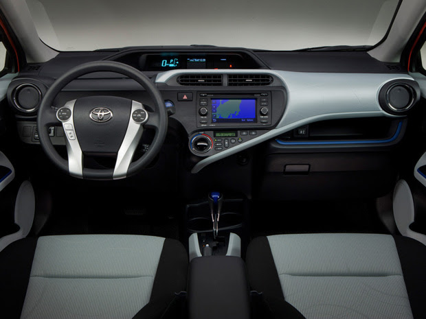 Estreia no Japão será no próximo mês; nos EUA, Prius C começa a ser vendido em 2012 (Foto: Divulgação)