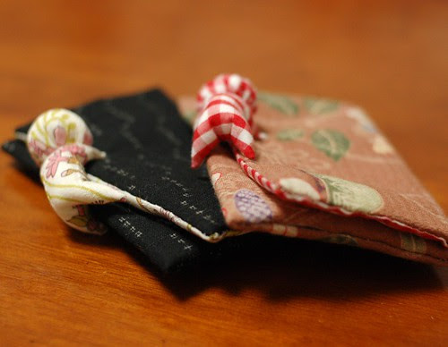 Sarubobo card holder