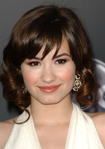 hairstyles 2011 medium length hair. of medium length hair cuts