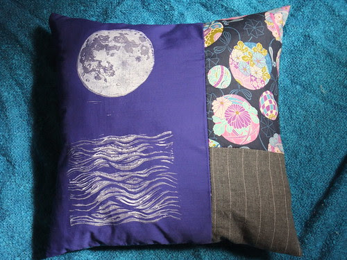moon pillow