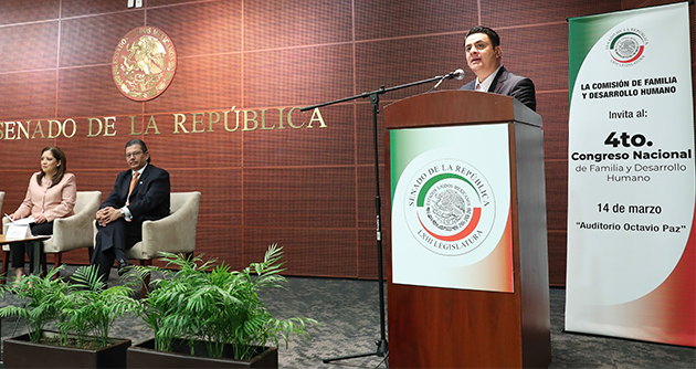Ernesto Cordero pide fortalecer el ingreso familiar