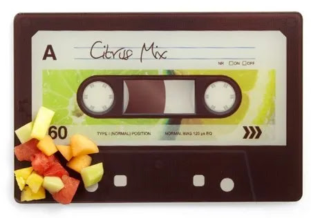 Tatakan Memotong Bergambar Kaset Pita