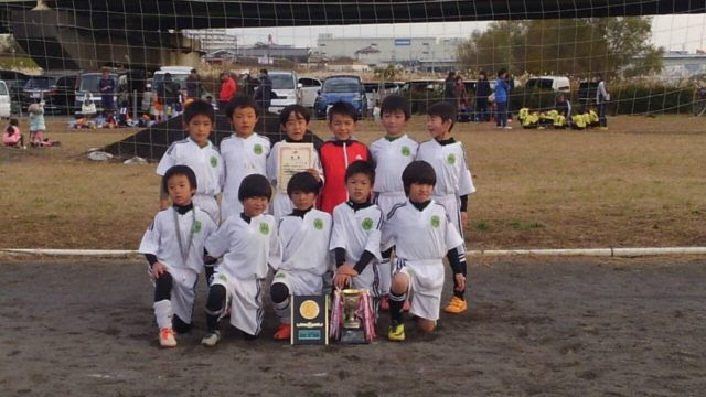 １１ ２６ 土 Tdfc 国立スリーエス主催 国立カップ２年生大会 上位順位決定リーグ戦 優 勝 国立河川敷グランド Tdfc 横浜市 川崎市で活動する少年サッカーチーム Td Football Academy 公式サイト