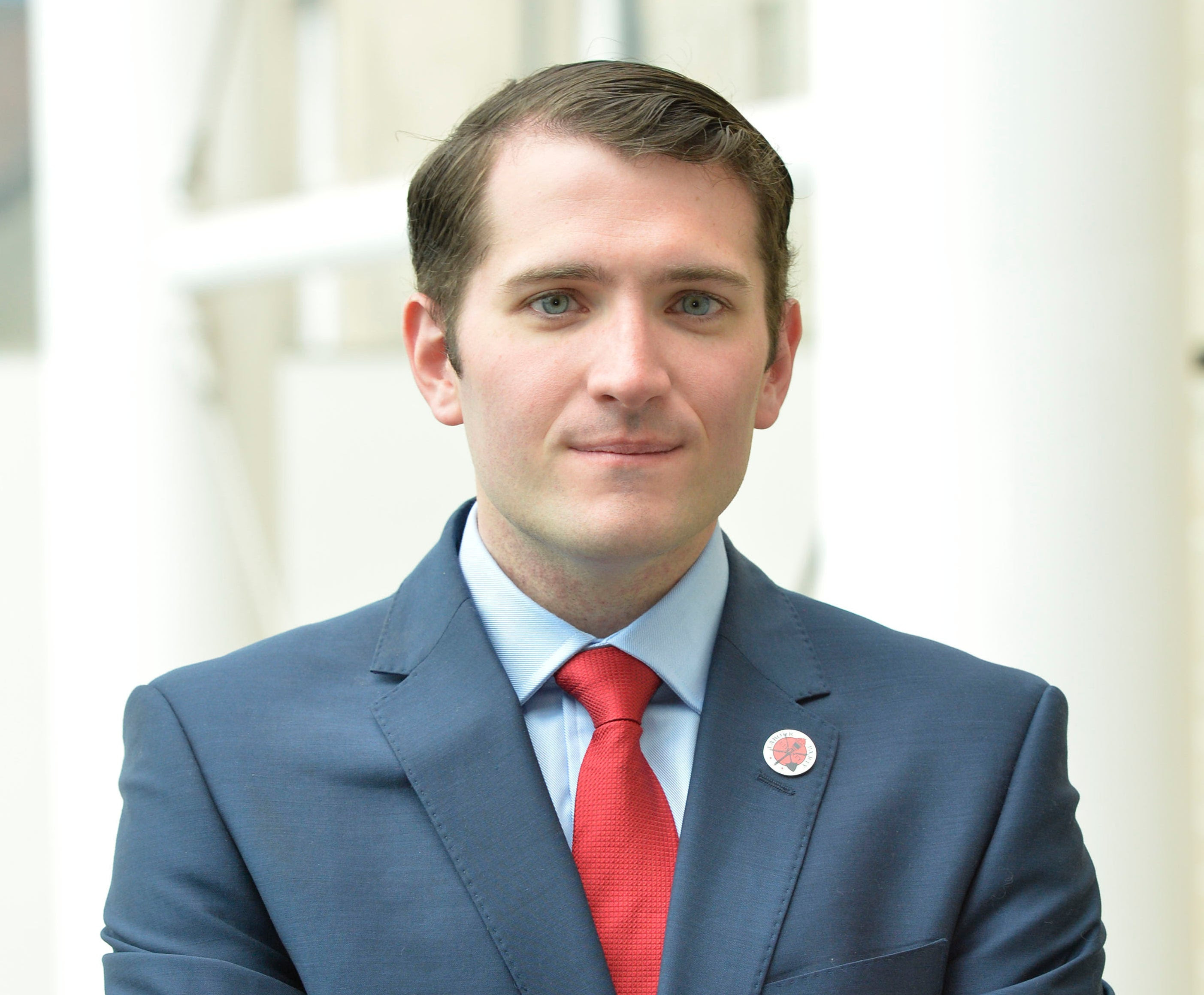 <strong>Paul Sweeney says the Queen should show moral leadership</strong>