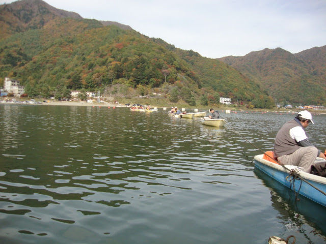 鈴 今期初精進湖 ワカサギ最前線ブログ