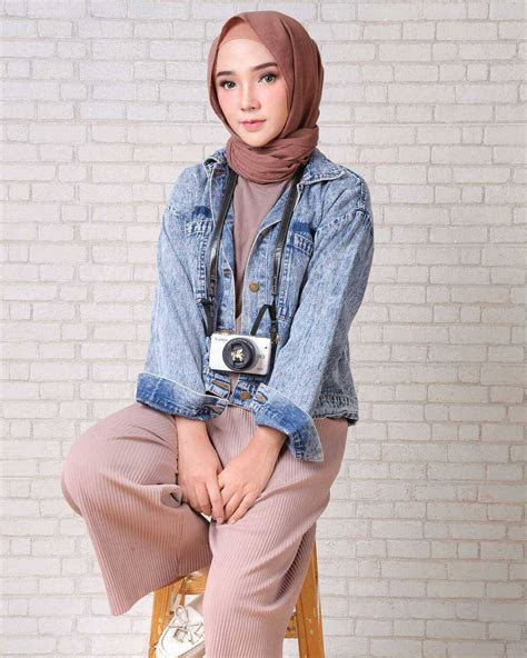 trend model baju hijab  terbaru desain casual modern