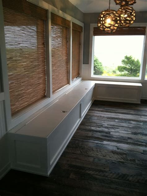 Setting a dining table is almost as important as your food. Pin by Tammy Morris on Made by me | Dining room bench