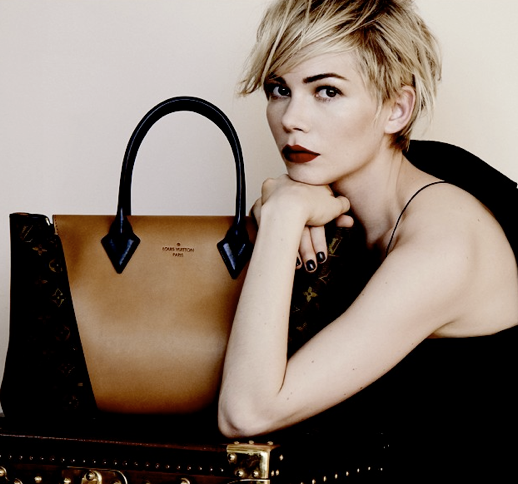 LE FASHION BLOG MICHELLE WILLIAMS LOUIS VUITTON HANDBAG CAMPAIGN SHORT HAIR PIECEY HAIR DARK BOLD EYE BROWS DEEP RED LIPS LIPSTICK DARK BURGUNDY BLACK NAILS NAIL POLISH SLEEVELESS TANK SKINNY STRAP TOP THE W BAG MONOGRAM CANVAS BAG CAPUCINES TOTE BAG PHOTOGRAPHER PETER LINDBERGH HAIR SAM MCKNIGHT MAKE UP STEPHANE MARAIS STYLING JACOB K  2 photo LEFASHIONBLOGMICHELLEWILLIAMSLOUISVUITTON2.png