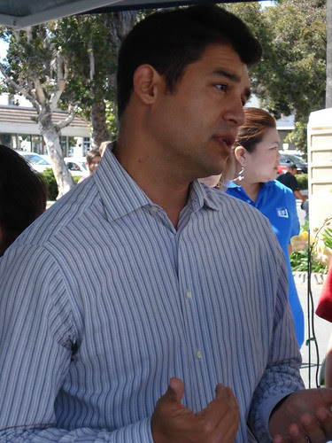 Das at the Farmer's Market discussing by santa barbarian