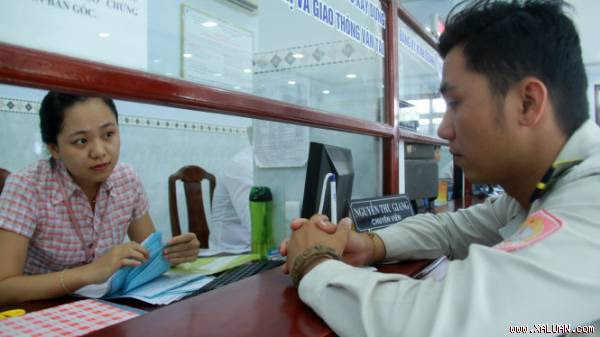 Không hộ khẩu Đà Nẵng, có bằng giỏi mới được thi công chức