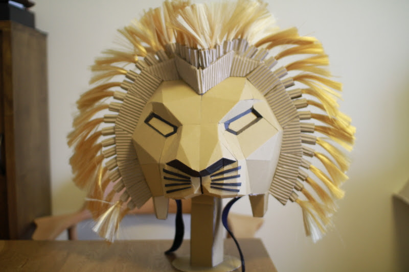 劇団四季 ライオンキング のシンバの被り物 ダンボールで作ったよ Pappa Blog
